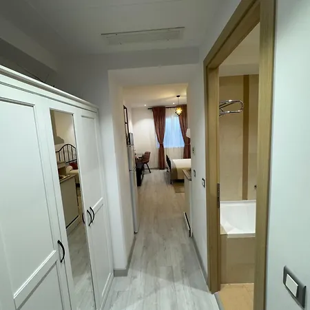 La Mika -your Hotel Boekarest