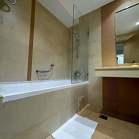 Hotel La Mika -your