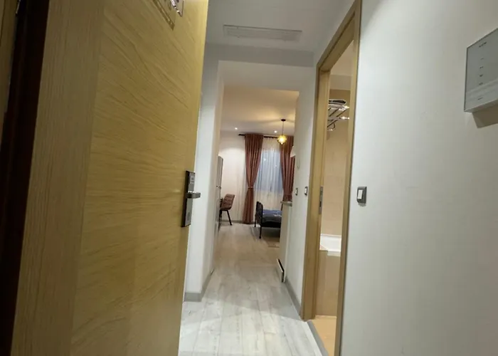 Hotel La Mika -your 3*